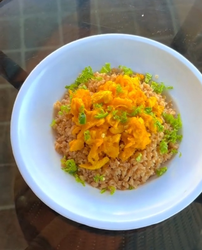 KINCHE WITH EGG