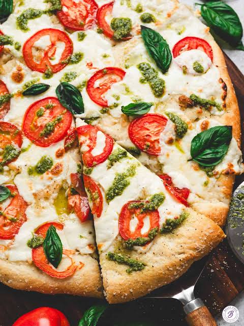 MARGARITA PIZZA