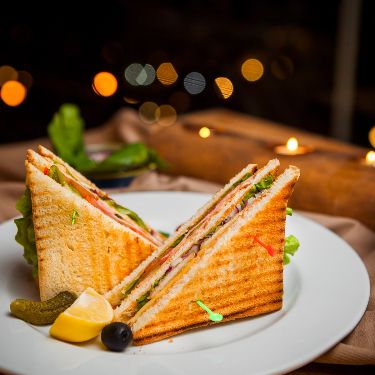 Special Club Sandwich