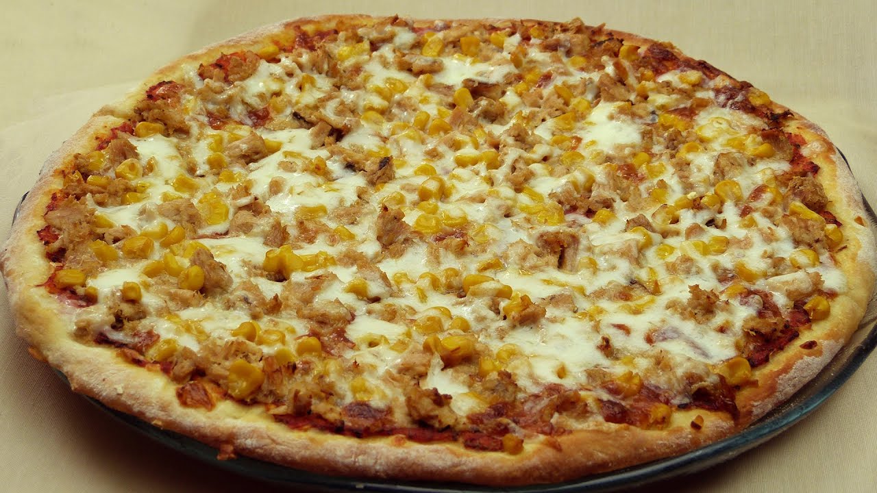 Medium Tuna Pizza