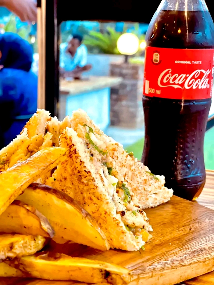 Chi. Club Sandwich