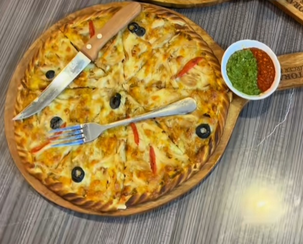 Chicken Pizza