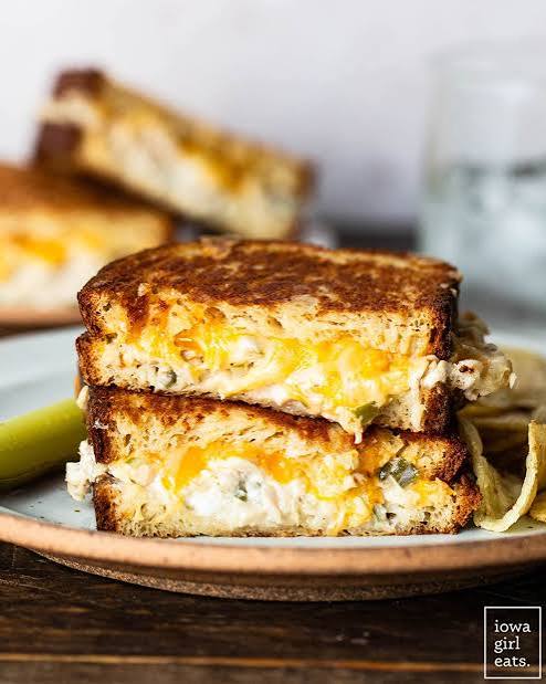 MINI TUNA WITH CHEESE