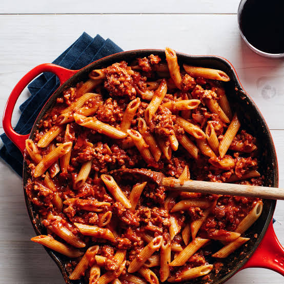 PASTA WIHT MEAT