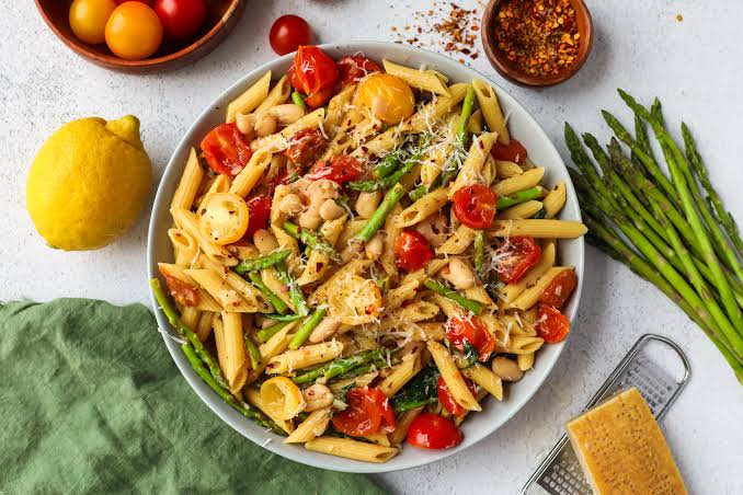 PASTA WITH VEGETABLES