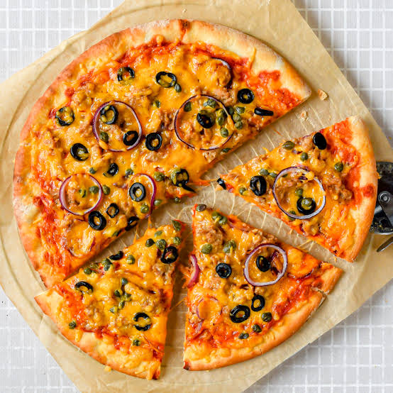 FASTING TUNA PIZZA