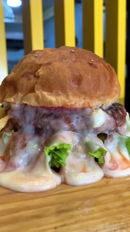 Fegegta Special Burger