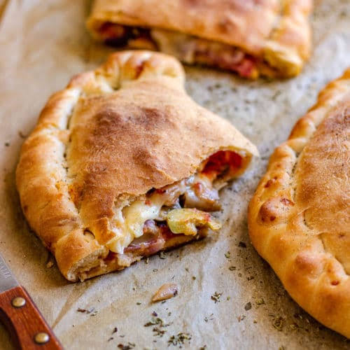 Calazoni Pizza
