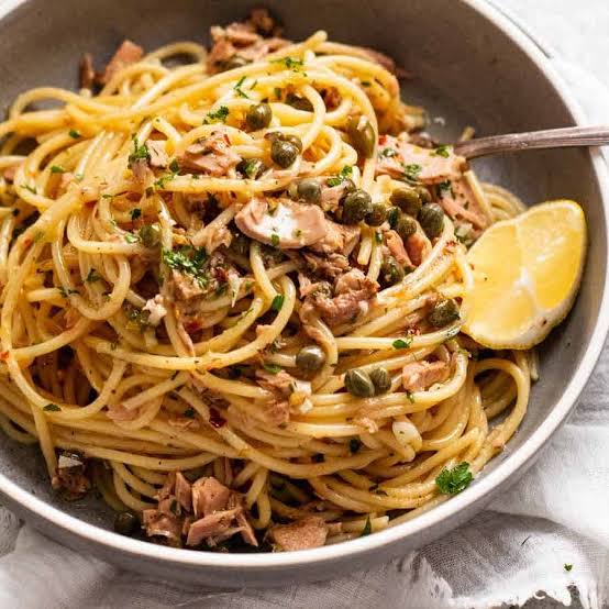 PASTA WITH TUNA