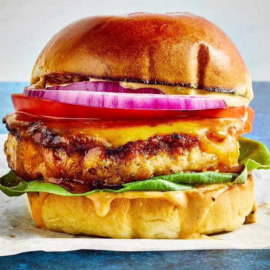 SPECIAL CHIKEN BURGER